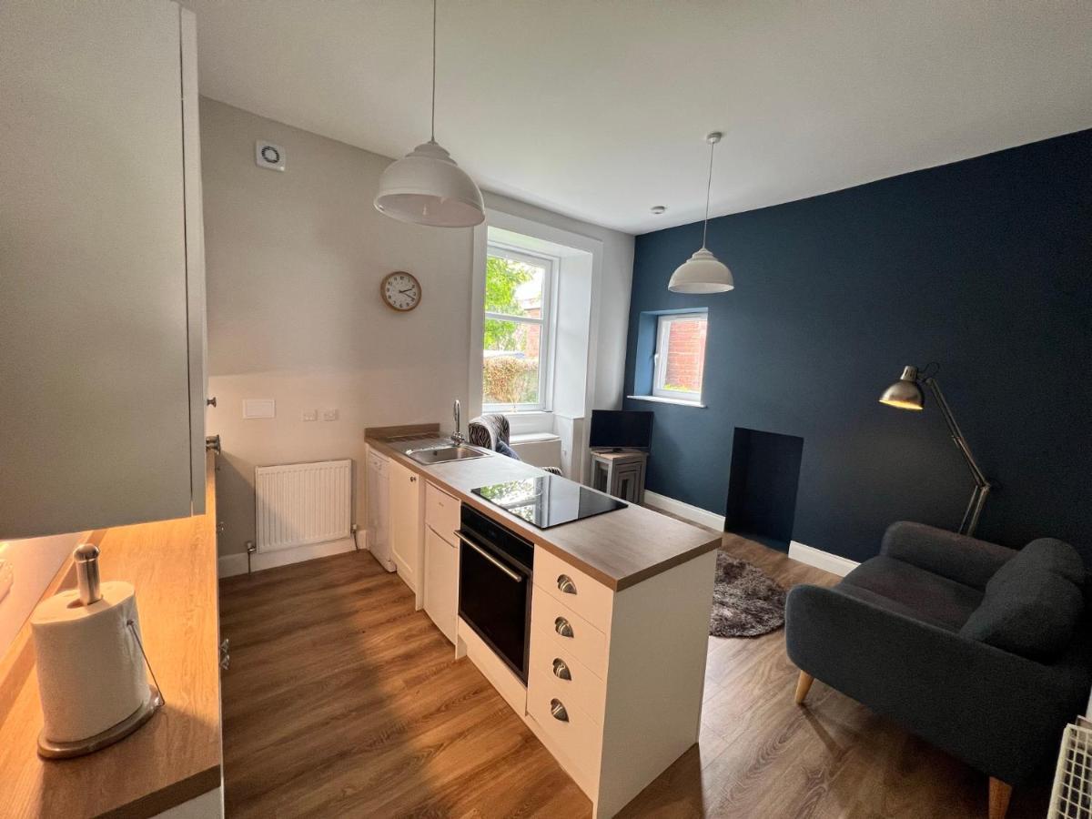 Number 79, Cosy Central Helensburgh 1 Bedroom, Ground Floor Pet Friendly, Garden Exterior foto
